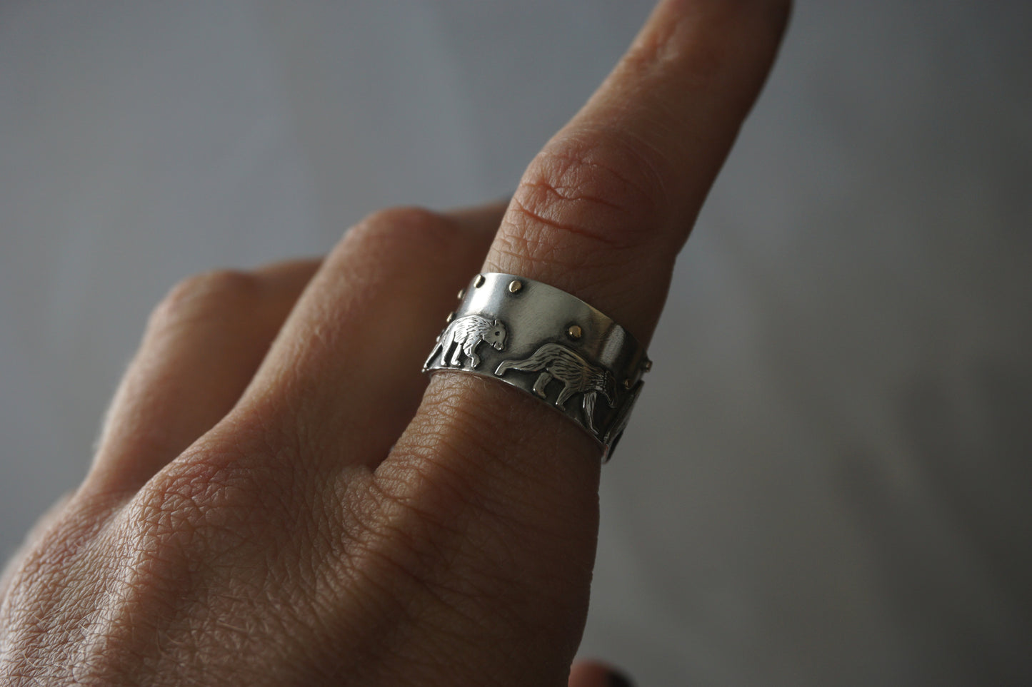 Grizzly Bear & Cubs Ring - Adjustable