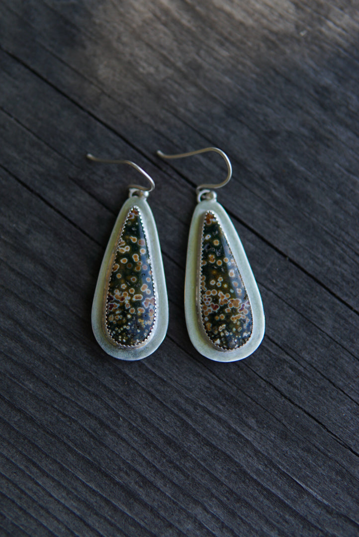 Fly Chaser Earrings - Reversible!